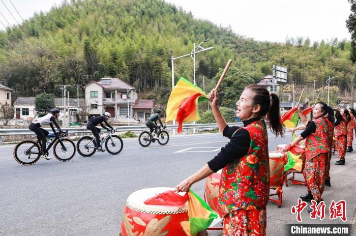 千人规模的黄浦江源骑游：沉浸式轮上秋游展现