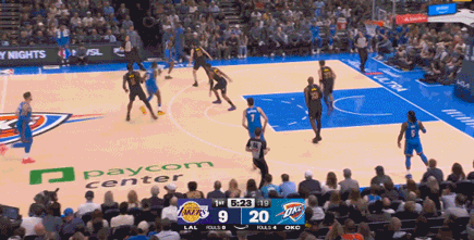 雷霆狂胜湖人43分 东契奇旧伤复发离场