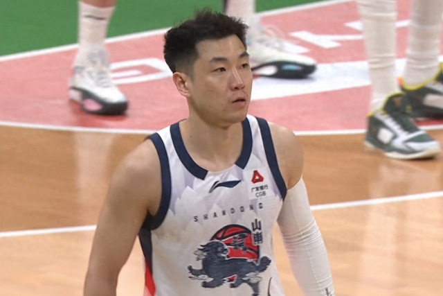 山东男篮绝地反击逆转辽宁 五年首胜重夺主场优